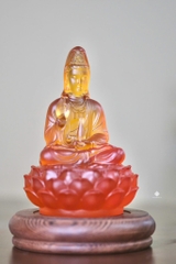 Tượng Quan Âm Bồ tát lưu ly hổ phách 12.8cm