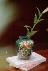 Chum đồng khảm pháp lam màu xanh lục