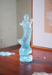 Tượng Quan Âm Như Ý lưu ly xanh ngọc
