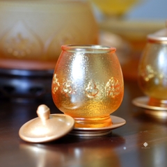 Chén nước bát bảo cát tường lưu ly vàng