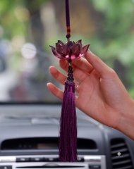 Khánh treo ô tô hoa sen lưu ly tím