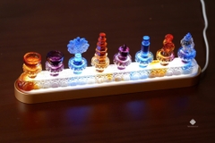 Quý phẩm cúng dường lưu ly ngũ sắc kèm đế đèn led