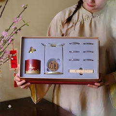 Lư đồng kim mã thừa phong
