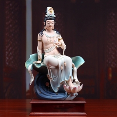 Tượng gốm Quán Tự Tại Bồ tát dòng chảy liên hoa