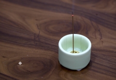 Lư hương gốm kem bơ mini