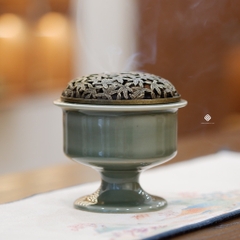 Lư gốm ân lành xanh ngọc