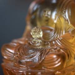 Tượng Đức Phật A Di Đà lưu ly vàng 9.8cm
