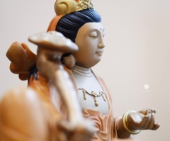 Tượng đồng Phổ Hiền Bồ tát ung dung viên thành