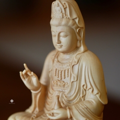 Tượng Quan Âm Bồ tát gỗ hoàng dương lá nhỏ 10cm
