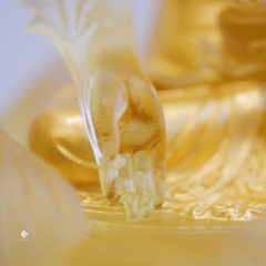 Tượng Đức Phật Dược Sư Liên hoa lưu ly mạ vàng