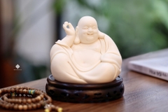 Tượng Đức Phật Di Lặc cầm ngọc như ý sứ thấu quang