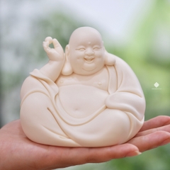Tượng Đức Phật Di Lặc cầm ngọc như ý sứ thấu quang