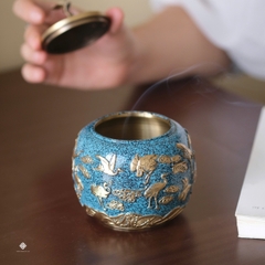 Lư đồng thiên điểu phi vân