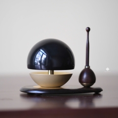 Chuông đồng Nhật Bản ngọc hưởng âm màu đen 5.4cm