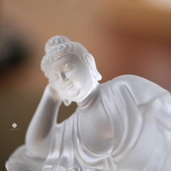 Tượng Đức Phật nhập Niết Bàn lưu ly trắng