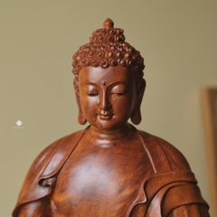 Tượng Phật Dược Sư gỗ gõ