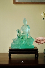 Tượng Quán Tự Tại lưu ly ngọc bích