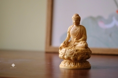 Tượng Phật Dược Sư từ hoà gỗ hoàng dương lá nhỏ