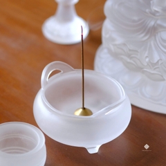 Lư hương lưu ly trắng có quai