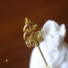 Tượng Địa Tạng Bồ tát cưỡi Đế Thính sứ trắng mini