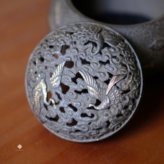 Lư gang vân điểu