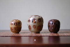 Lư đồng lối vào thiền môn nhỏ - nâu