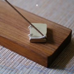 Khay gỗ xông trầm thư hương
