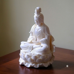 Tượng Quan Âm Bồ Tát sứ vàng 29.7cm