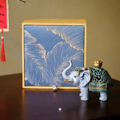 Lư đồng lộc tượng - màu trắng