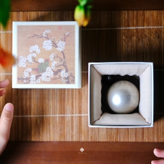 Chuông đồng Nhật Bản ngọc hưởng âm xám khói 5.4cm