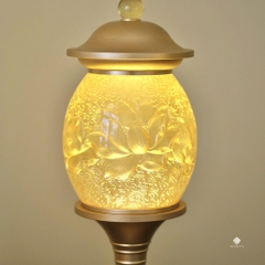 Ban thờ hoa sen lưu ly vàng tinh giản