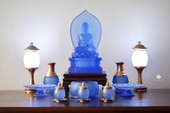 Ban thờ hoa sen lưu ly xanh dương