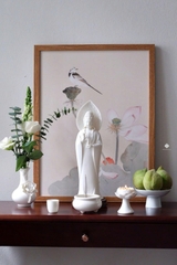 Ban thờ hoa sen sứ trắng