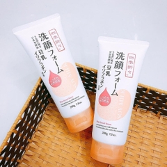 Sữa Rửa Mặt Chiết Xuất Đậu Nành, Làm Dịu Da Shikioriori Soy Milk Facial Foam (200g)