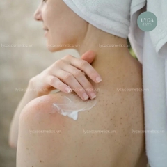 [GOLDBOND] Kem Dưỡng Da Gold Bond Ultimate Rough & Bumpy Skin 226g
