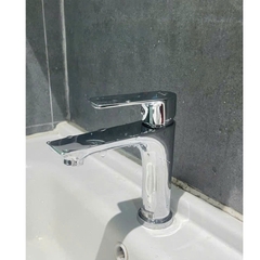 Trọn Bộ Combo Thiết Bị Vệ Sinh Phòng Tắm CB009 Cao Cấp