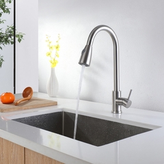 Vòi Rửa Bát Dây Rút Nóng Lạnh 603