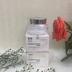 KEM DƯỠNG DA MẶT BAN NGÀY - PREMIUM DAY FACE CREAM