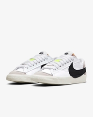 Giầy Nike Blazer Low '77 Jumbo