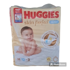 Tã dán Huggies skin perfect M76