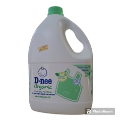 Nước giặt xả D.nee 3L (xanh lá)