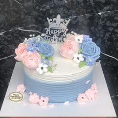 Bánh kem hoa kem màu xanh baby hồng dành tặng cô, bác, mẹ, bà [MS: 0057]