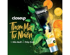 Kem Đánh Răng Closeup Việt Quất Detox - Tuýp 230G