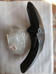 Dè trước Raider đen mờ
