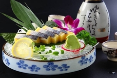 Sashimi cá trích ép trứng - tinh hoa sashimi Nhật Bản