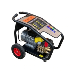 Máy rửa xe cao áp MACTOOL 5.5KW XP-5.5T4