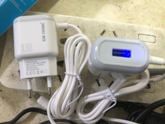 [SE19.8] Sạc liền dây kim cương KMG 823 2.1A