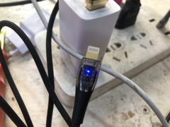 [SE23]Cáp sạc kèm dây lộ Main Đèn Báo sạc SYC LL10I Iphone