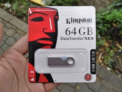 [SE52] Usb KingSton 64G