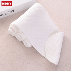 Bỉm vải trẻ em chống rò điều chỉnh kích cỡ bằng nút bấm có thể giặt được Mody M3000